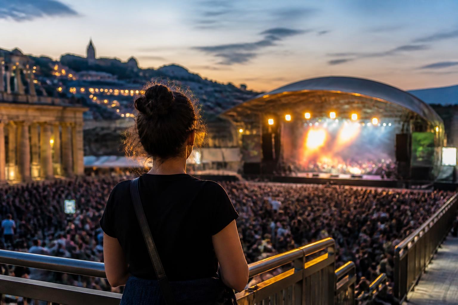 Allein aufs Konzert in Stuttgart: So wird der Abend zum Erlebnis